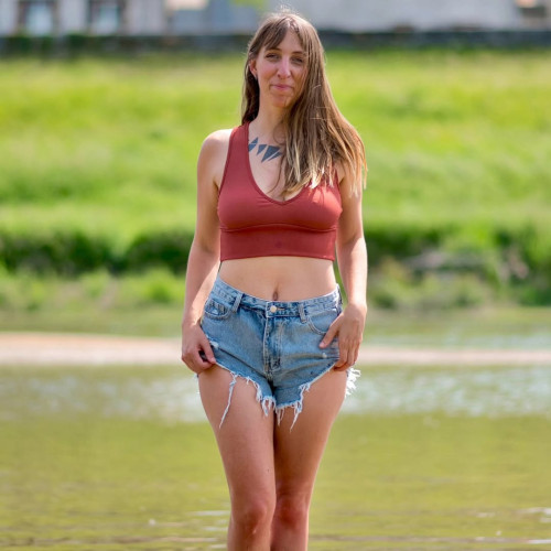 e7883678c8274b1ecf6d8657a582073e