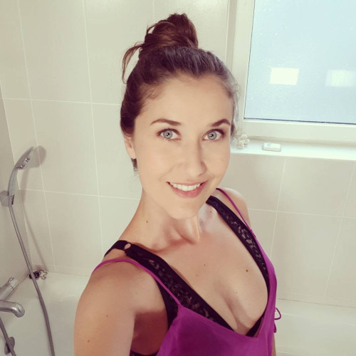 f779abb105300fe5a3276978b4ef6614