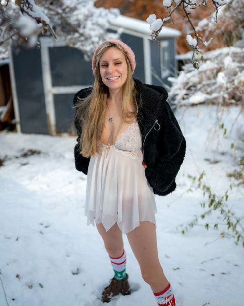 0d7bad04f846736a02f6a6bcd0b25e64