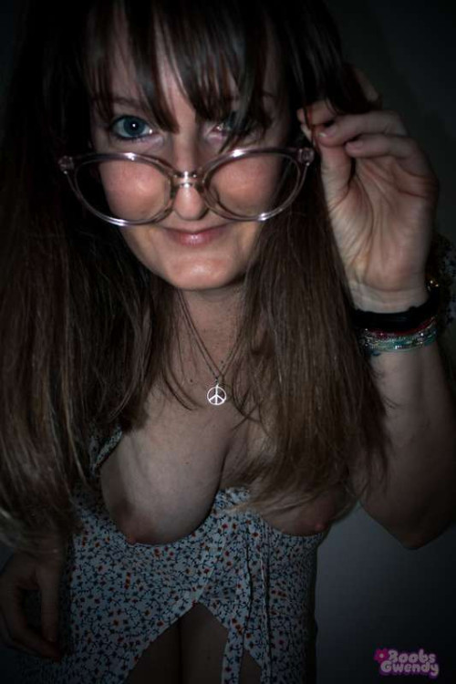 4af956b5102455b2d3621347f12bd518