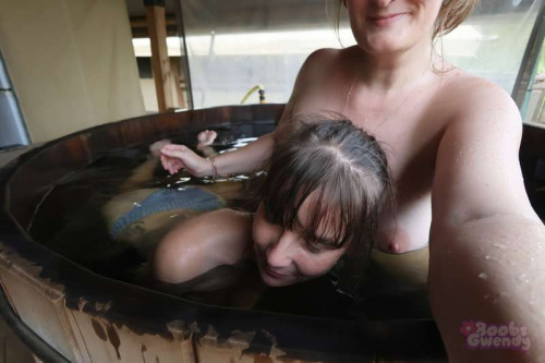 78e30d84d4c587f3159d2f444920304c