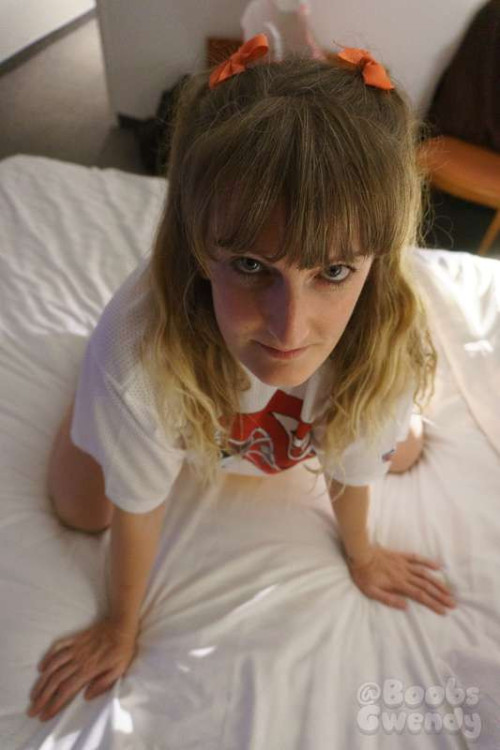 7e101a46edea247ff54fd3322ad7494d