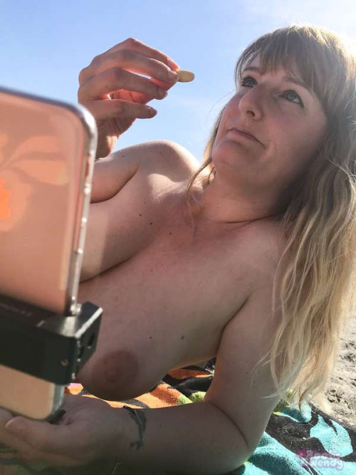 9d9dd0ec28c4e0245221399ba74de716