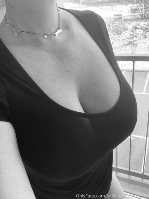 9e5e562f50c7b30d21cdc3485e08fb4a