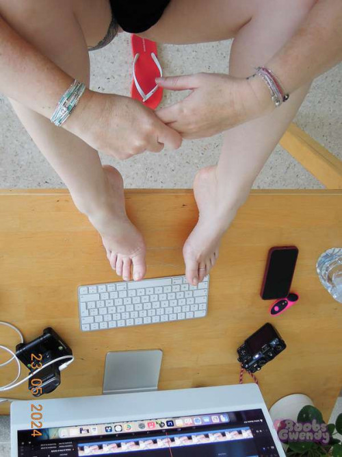 f32e643057b3464f7f590f37cb28f701