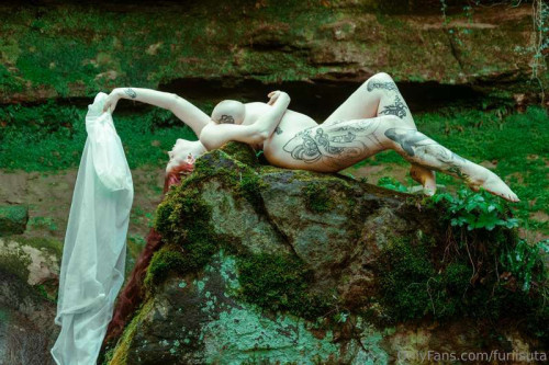 02ac85ec8fa0594faf901847ab18edee