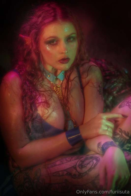 2718cfef5e6ee9c3a0411459d1298fe7