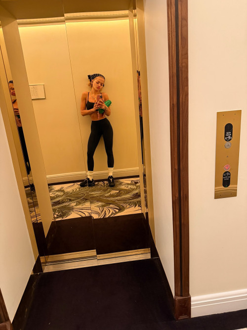 3198d38ff618d4e2c214ed24c9cbf7d4