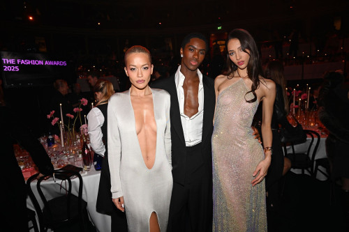 5df43934521f856d32cd67d9faaa2a0b