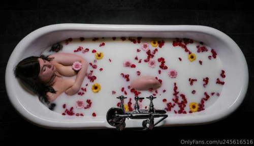 68a88b627727e1c0a09b5de6d68fd49a