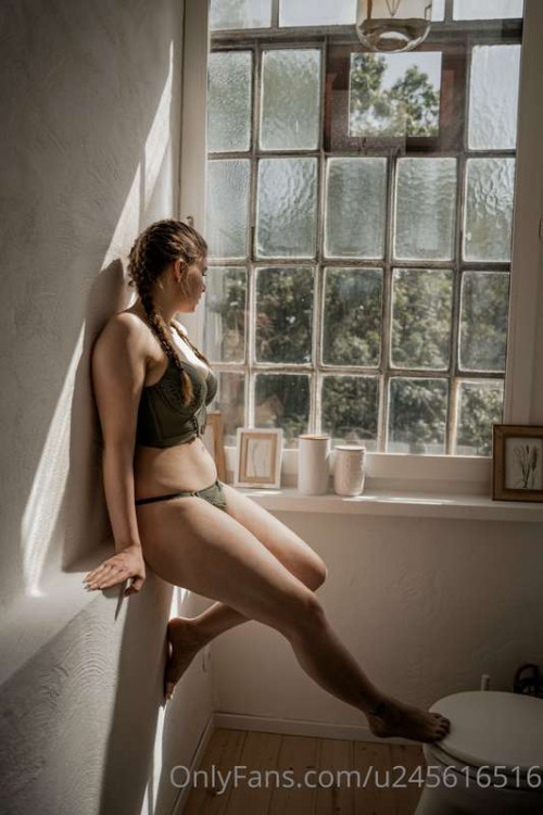 80a9556cb1d88ecbc70dd7b6f2ae9372