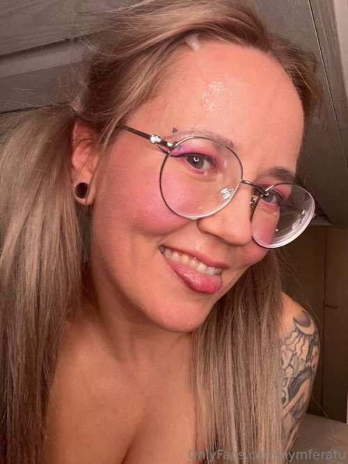 9782d031643c391fb1fd5cb2affb0676