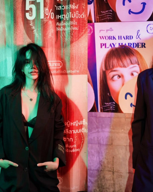 49e9f3ddbbd7d4439cbca3b254ce1ef4