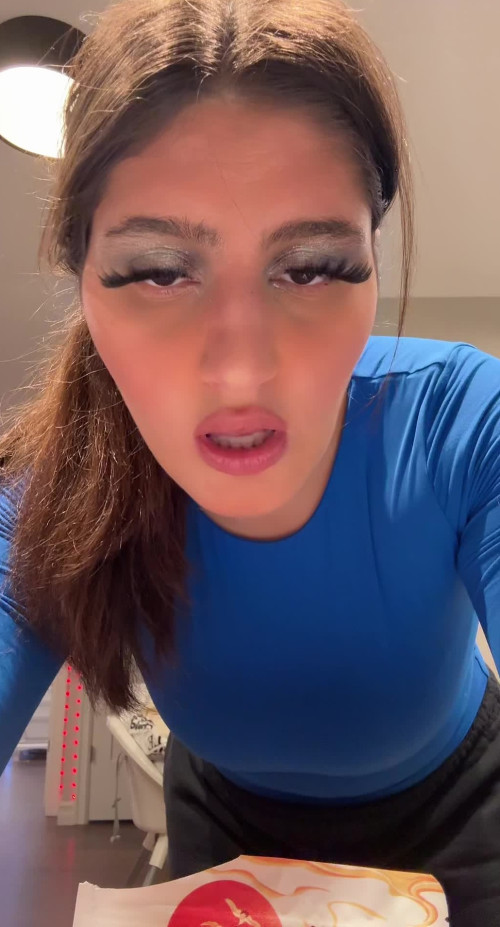 f9355226b8114a4eae4423e16ef1563d