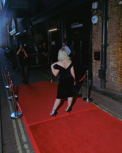 31c8c7cf5e73f5be54ca57a3101cdd17