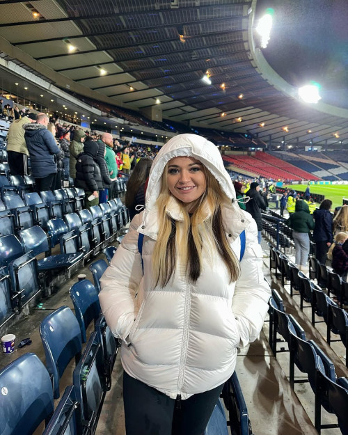 55323b8e4e70d96a505fc32396e3c6a6