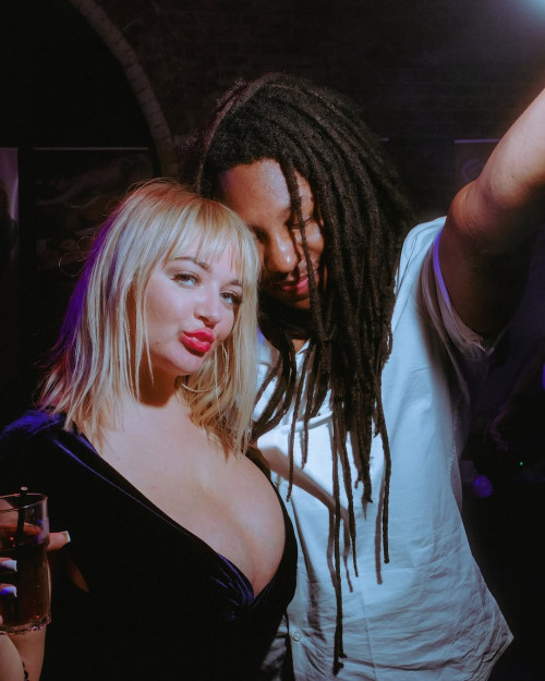 5d27f7e84509e2907de71e32b2906888