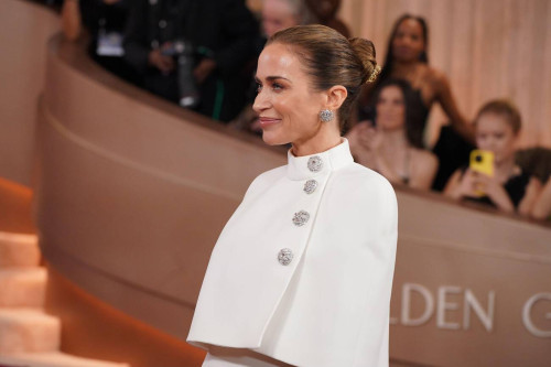 6ca0bb224335b2bdda354de13a3bdaa4