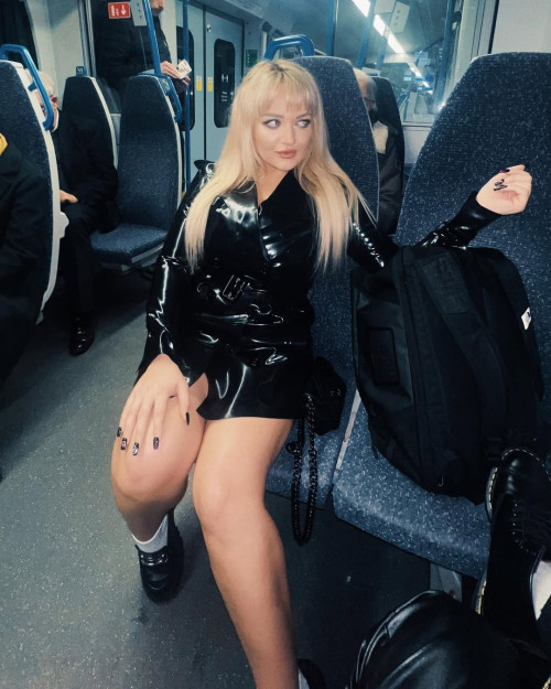 748e2b2b1cea5ed00fe00fc83b0412ef