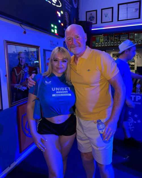 7b35d25609285eb2575e148bef15fdff