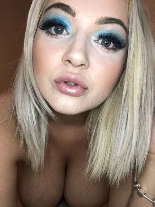 b025b2c8a59d9c4e9cd64edd4da3f4f8