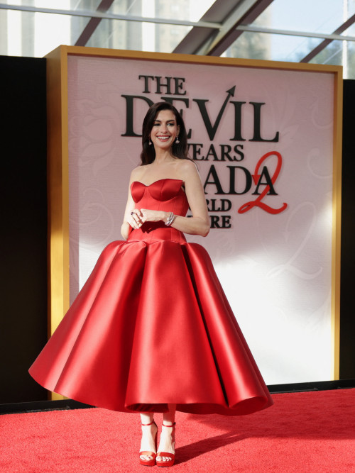 b4e26b9198cba05d169efe03f33c1ce9