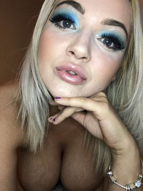 fbfc809407903ccc13d8c9d4f701d770