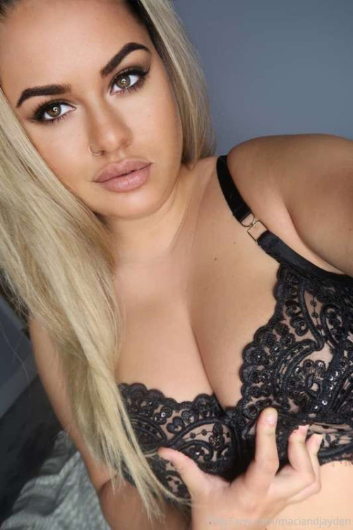 3a7963236c2ee18b9a5f45e45f8c6183