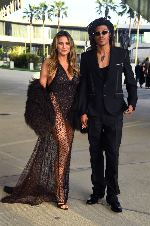 94ca886cde6091140b6de4375161e44d