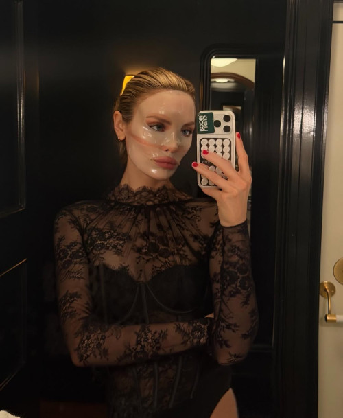 4ea7e7632879b3f6a90b3de6face9a23