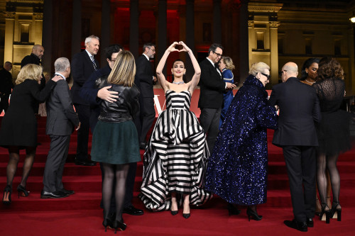 b332aa8c694ece725f87aef17d329b6e