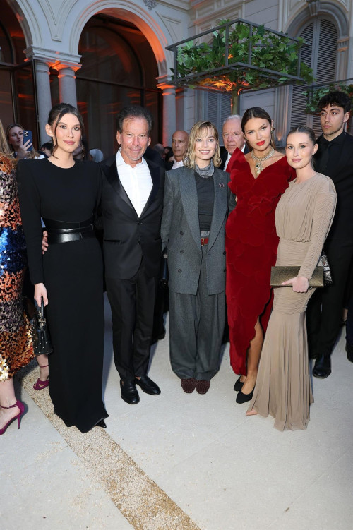 f53b5d21cb887aa2629eca23a56ff79a