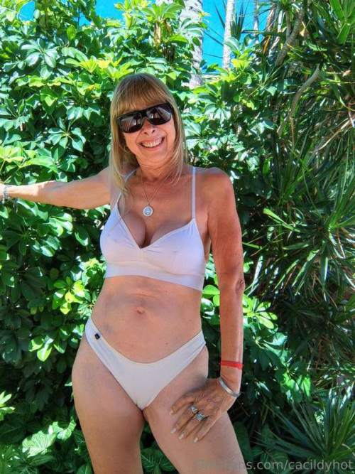 151ca40ce0ac3d266bf7caf6dba9ed73