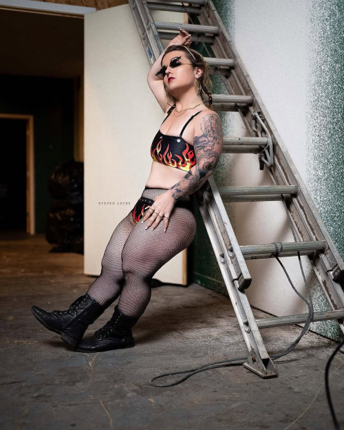 153df9d7a142b1a7dab254bec3ebd402