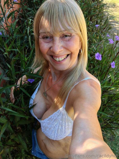 1c5113a65a04d2b545e89a86abeb2dbf