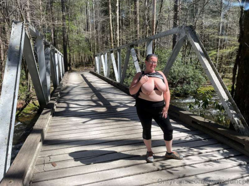 22a342ea1fa5033fe8969ddb5dcc1d69