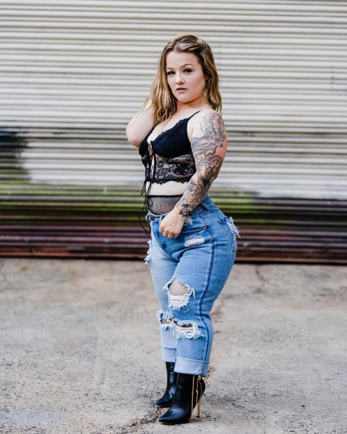 25c02112081bc8c60b9fe9cabde33dfd