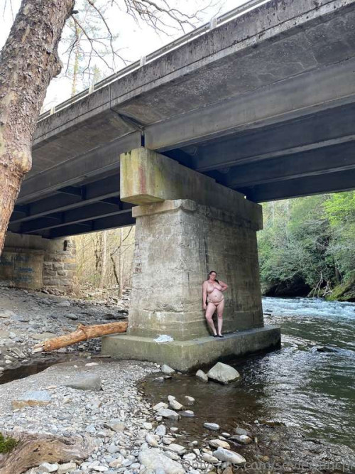 6558d7d4d81fd9b4d88adedc66c1dfc9