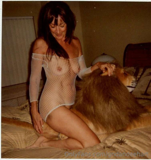 77c8e30c8113545ba0a5072bd0358ba6