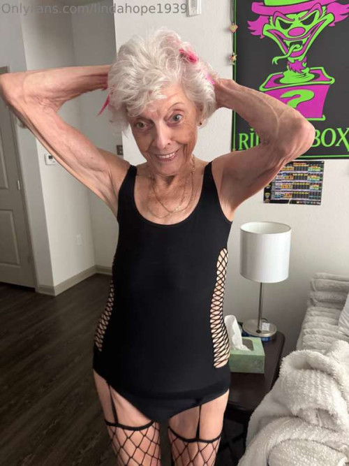 83857ea48ecbb60a5c6316d77e8475d2