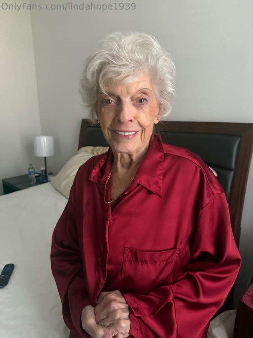 8403e5526f7b8e4f8dfbc4dd5d93041d