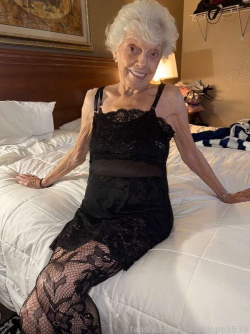 84d583ee816eae7e5018bf2d61e6e35b