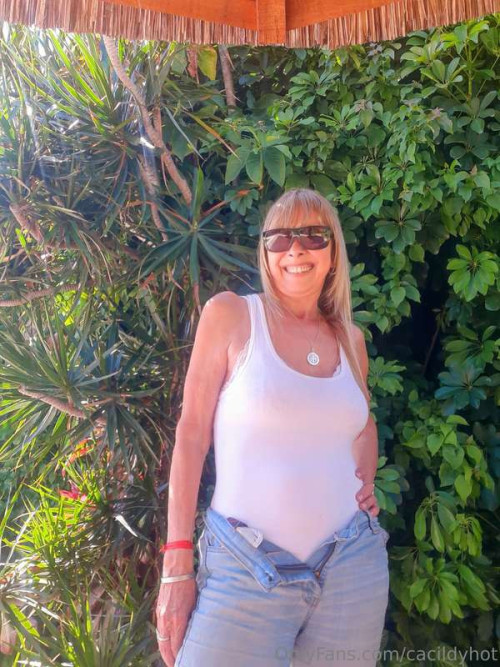 8735dcb04cdfdbba3d76e76d03d5ddfd