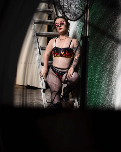 8d9998627afbd665c740731cfbc32ed3