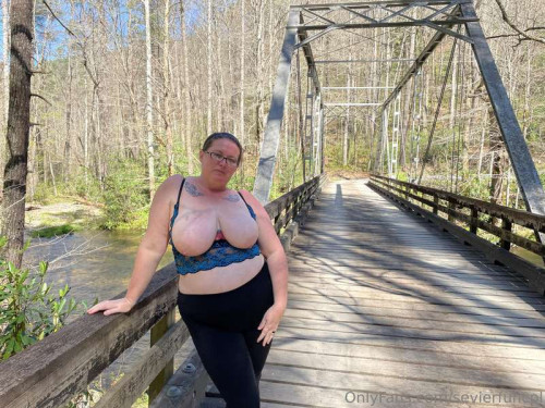 a4d8e6c6d95686fe614d2a22f9449be9