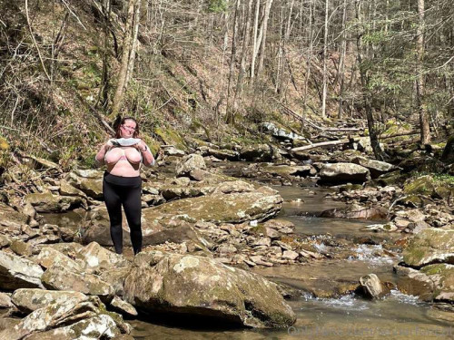 b02c71bd460ac3cfed305568d4021ebc