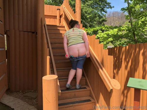 b1ebf0f677ff8bb50342bd4e9cd5e0d6