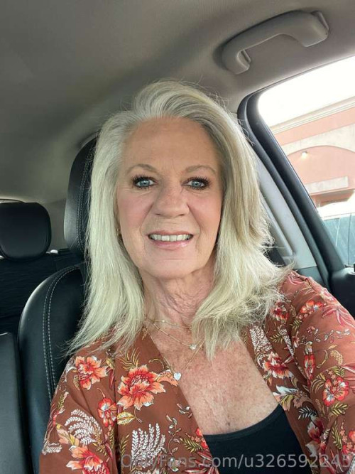 ccd8cbeb5b5a092aff2d0adcc9487555