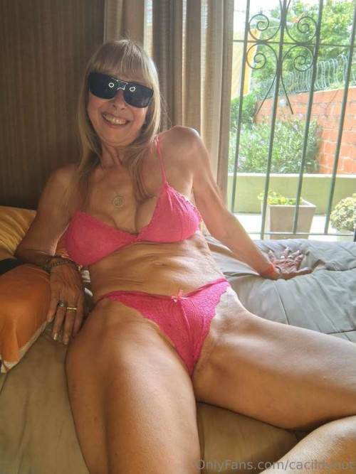 d975c8f16a2ea58dd2aad6027b2a5ed7