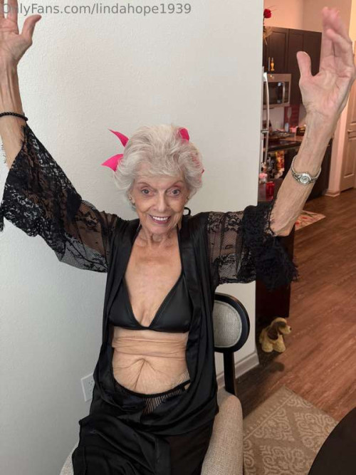 df40f16c03efef4d4d67962073714e45